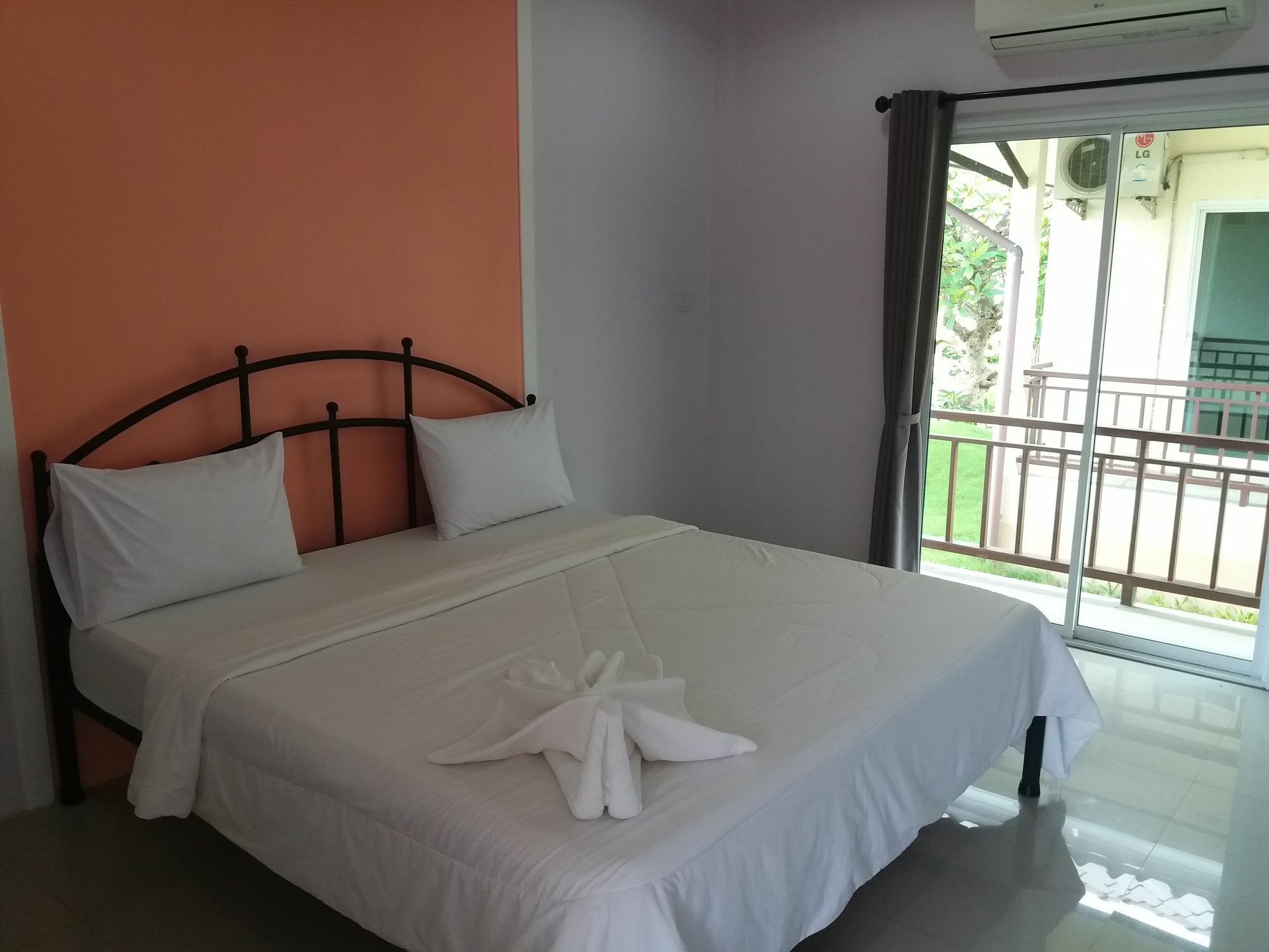 Samsiri Resort Korat ナコーン・ラーチャシーマー エクステリア 写真