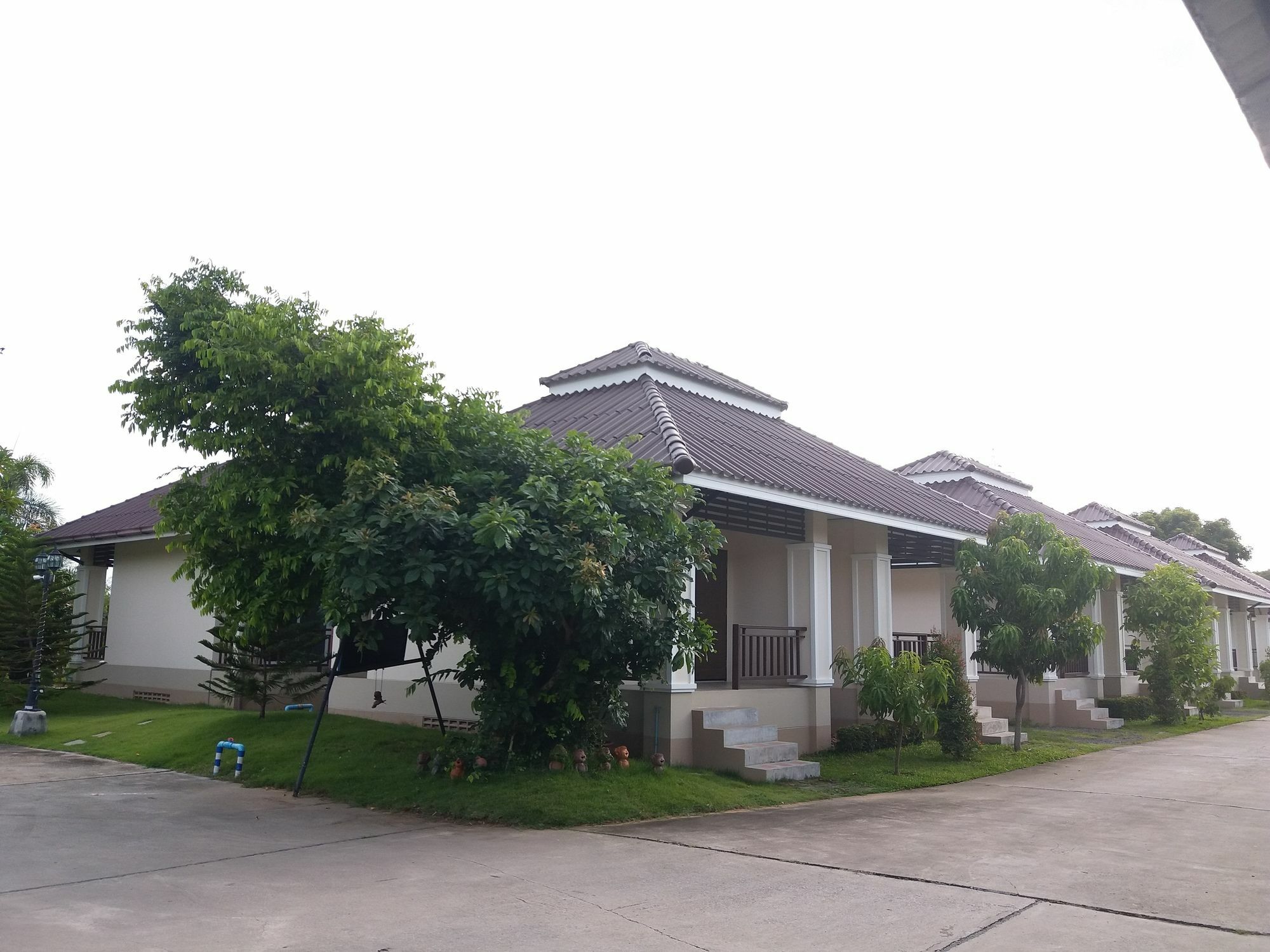 Samsiri Resort Korat ナコーン・ラーチャシーマー エクステリア 写真
