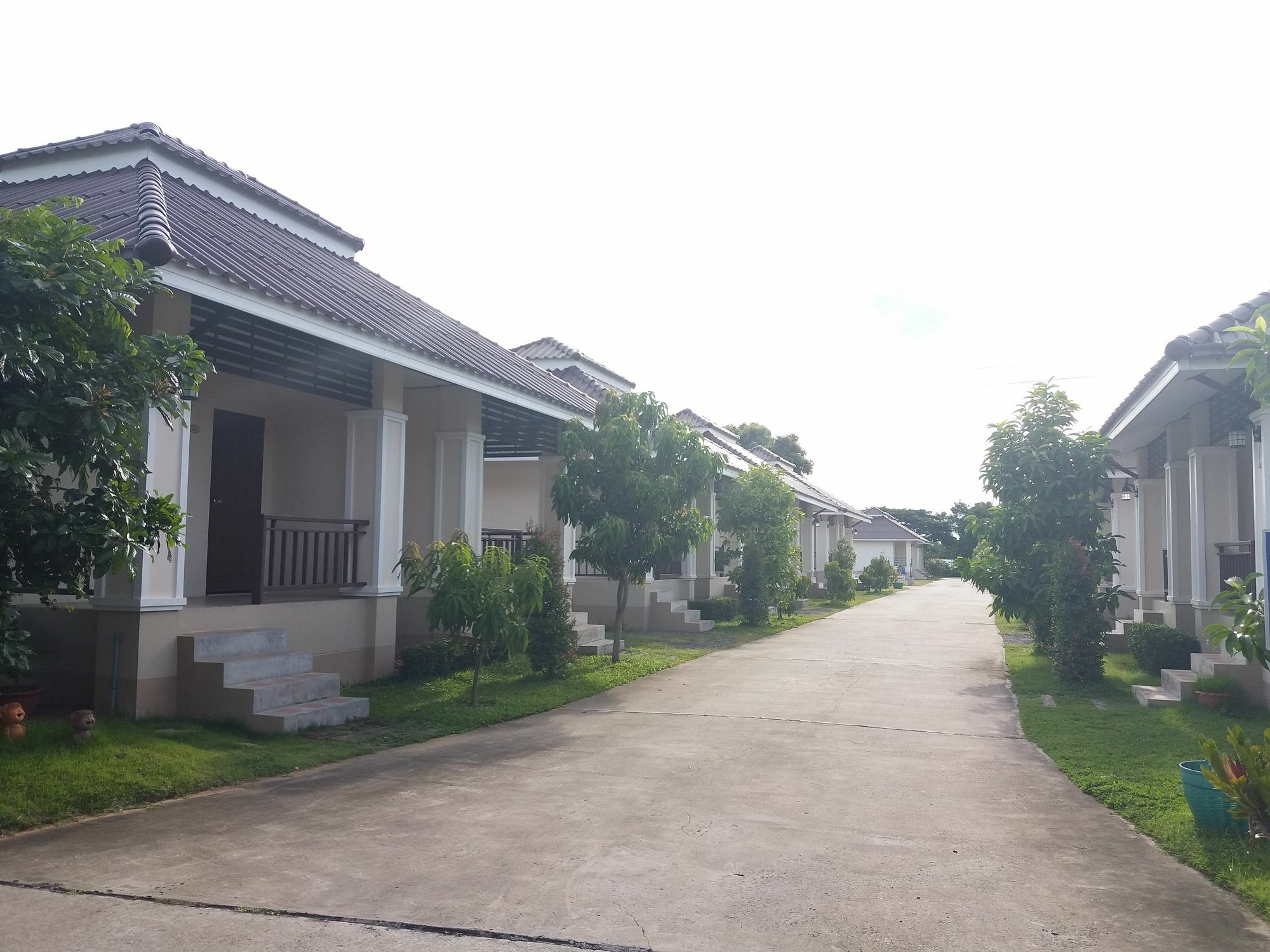 Samsiri Resort Korat ナコーン・ラーチャシーマー エクステリア 写真